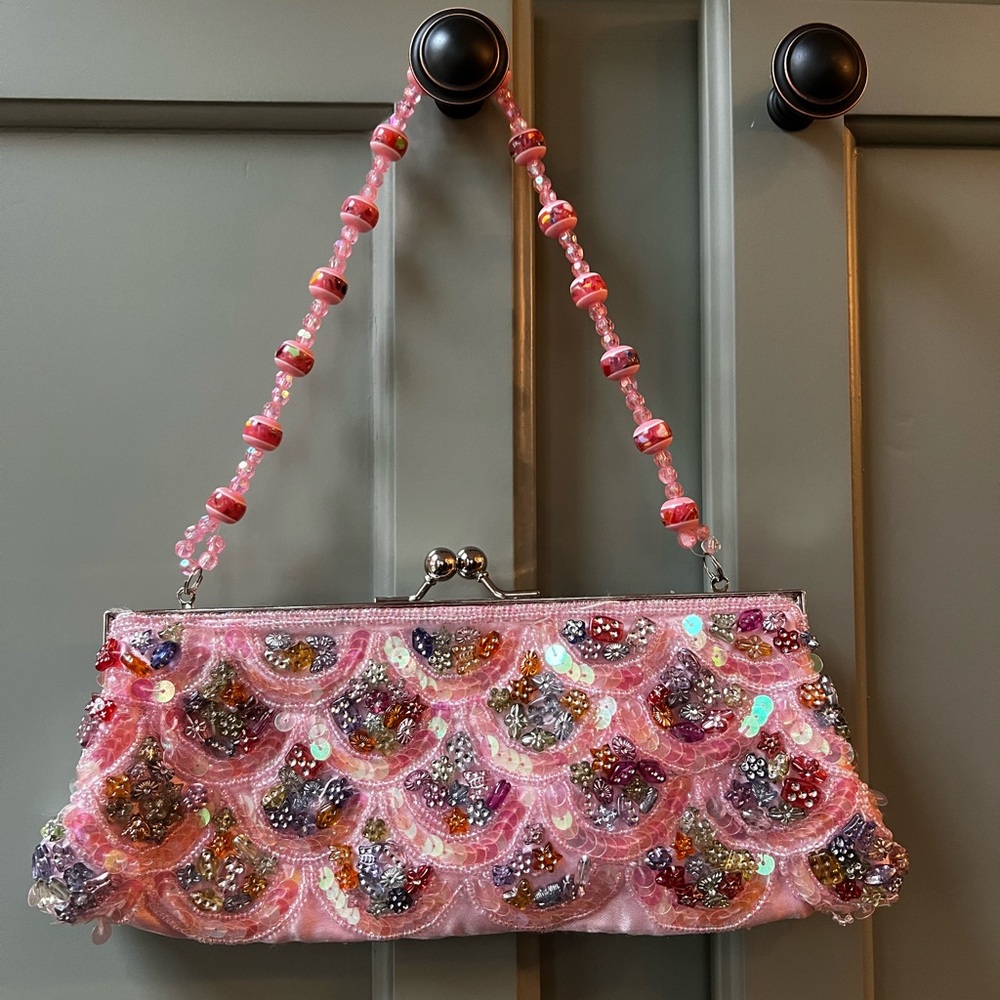Far nine vintage beaded purse